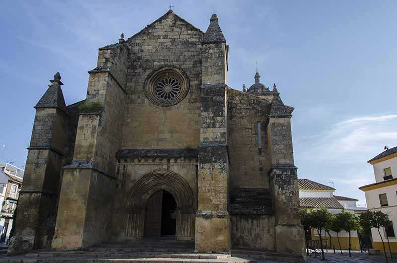 Córdoba 214 - iglesia de Santa Marina.jpg